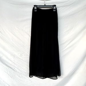Black f21 maxi skirt